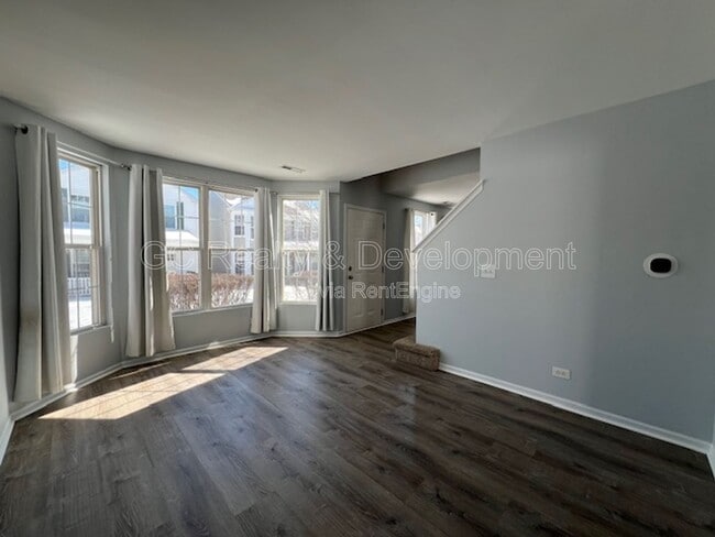 142 Presidential Blvd in Oswego, IL - Building Photo - Building Photo