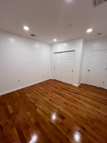 266 Main St in Paterson, NJ - Building Photo