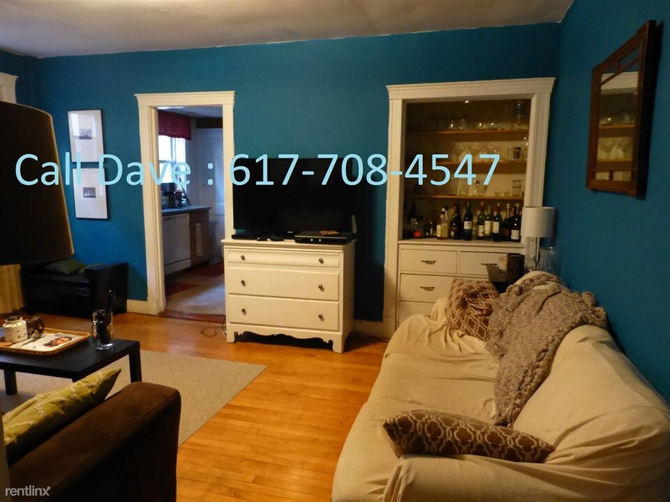 142 Davis Ave-Unit -# 8G in Brookline, MA - Building Photo