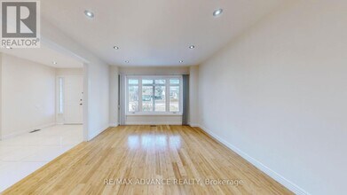 49 Havenview Rd in Toronto, ON - Building Photo - Building Photo