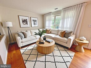15712 Edgewood Dr in Montclair, VA - Building Photo - Building Photo