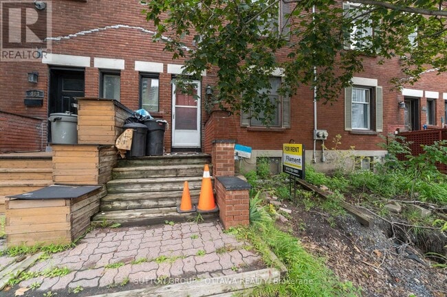 property at 461 Slater St.