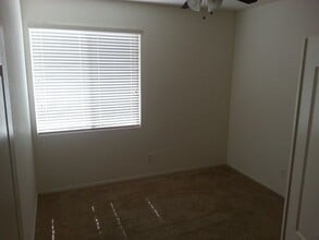 14580 W Banff Ln in Surprise, AZ - Building Photo - Building Photo