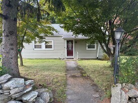 111 Sargent Ave in Beacon, NY - Building Photo