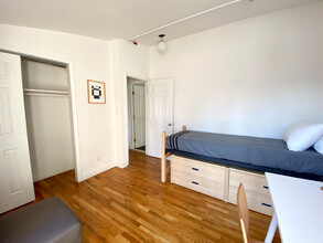 FOUND Study Upper East Side - Student Housing in New York, NY - Building Photo - Building Photo