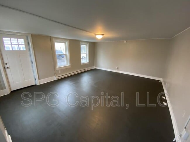 119 Ann St in Duncannon, PA - Foto de edificio - Building Photo