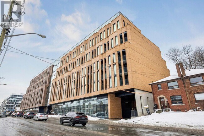 1720 Bayview Ave in Toronto, ON - Building Photo - Building Photo