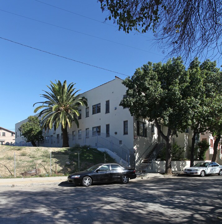 1225 Boston St in Los Angeles, CA - Foto de edificio