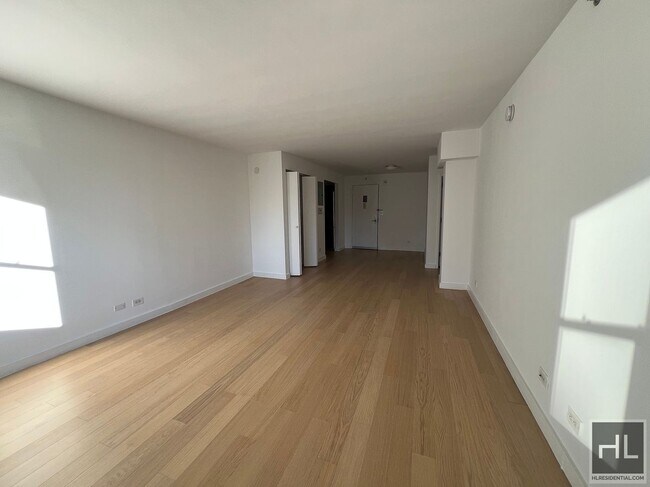 East 39th Street in New York, NY - Building Photo - Building Photo