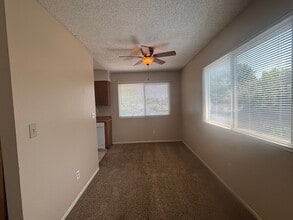 405 Bonfoy Ave in Colorado Springs, CO - Building Photo - Building Photo