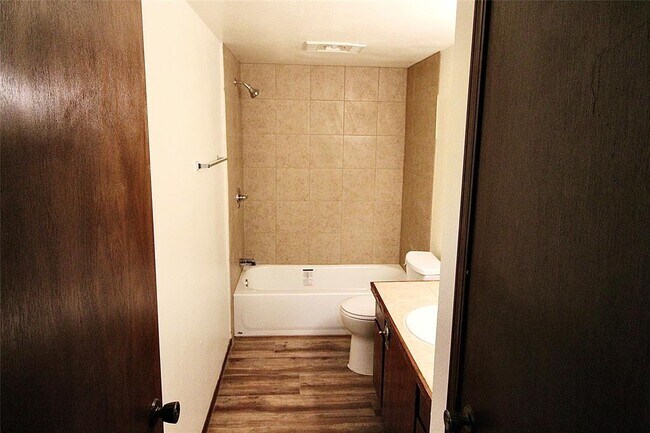312 Falcon Ct in Norman, OK - Building Photo - Building Photo