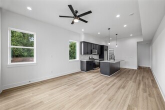 7901 Cora St in Houston, TX - Building Photo - Building Photo