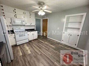 10517 E 28 Terrace S in Independence, MO - Building Photo - Building Photo