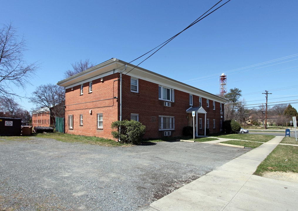 Hud Project #000-hd029-cm1 in Suitland, MD - Foto de edificio