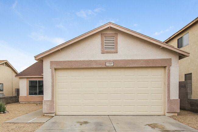property at 11509 W Bloomfield Rd