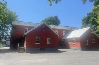 27-27 Durand St in Plattsburgh, NY - Foto de edificio - Building Photo