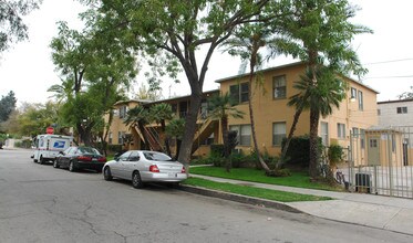 11355 Tiara St in North Hollywood, CA - Building Photo - Building Photo