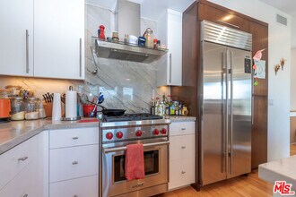 581 Agate St in Laguna Beach, CA - Building Photo - Building Photo