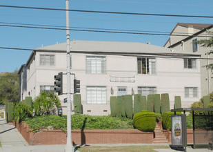 4327 Los Feliz Blvd in Los Angeles, CA - Building Photo - Building Photo