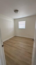 10621 SW 184th St in Cutler Bay, FL - Building Photo - Building Photo
