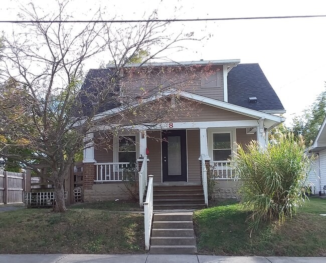 property at 8 Beveridge St