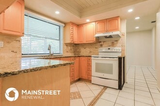 4024 Gingold St in Port Charlotte, FL - Foto de edificio - Building Photo