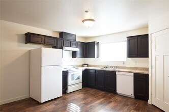 10535 Mills Rd in Houston, TX - Building Photo - Building Photo