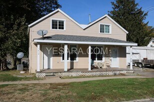 1418-1418 Smith St in Burlington, IA - Building Photo