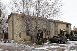 5555-5561 Bonita Village Rd in Colorado Springs, CO - Building Photo - Building Photo