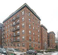 31 Ocean Pky in Brooklyn, NY - Building Photo - Building Photo