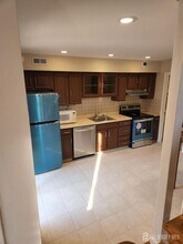 295 Gemini Dr in Hillsborough Township, NJ - Building Photo - Building Photo