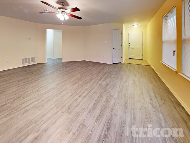 5002 Braden Gate in San Antonio, TX - Foto de edificio - Building Photo