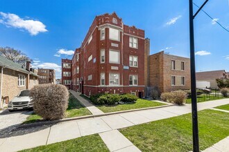 7953 S Wolcott Ave Chicago, IL 60620 in Chicago, IL - Building Photo - Building Photo
