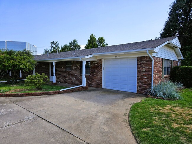 3826 NW 64th St in Oklahoma City, OK - Building Photo - Building Photo