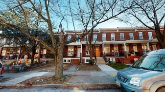 Beautiful Waverly townhouse near Johns Hopkins University in Baltimore, MD - Building Photo