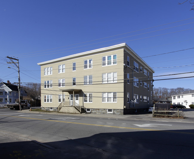 299-301 Ocean St in South Portland, ME - Foto de edificio - Building Photo