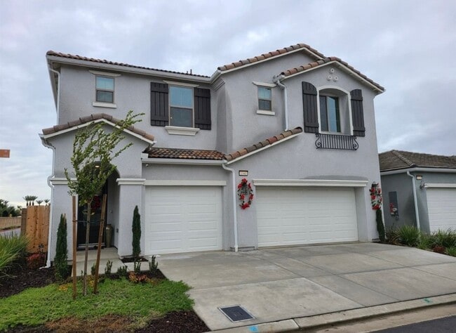 property at 1341 E Via Sentieri Dr