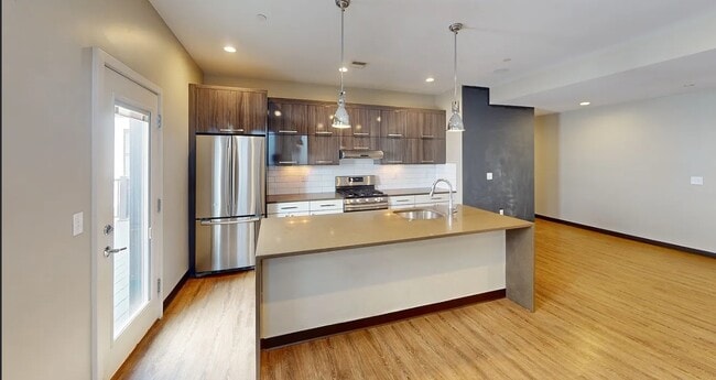 16 Preble St, Unit Unit 7 in Boston, MA - Building Photo - Building Photo