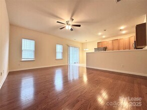 7328 Jane Parks Way in Charlotte, NC - Building Photo - Building Photo