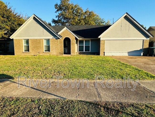 property at 5392 Elmhurst Ave