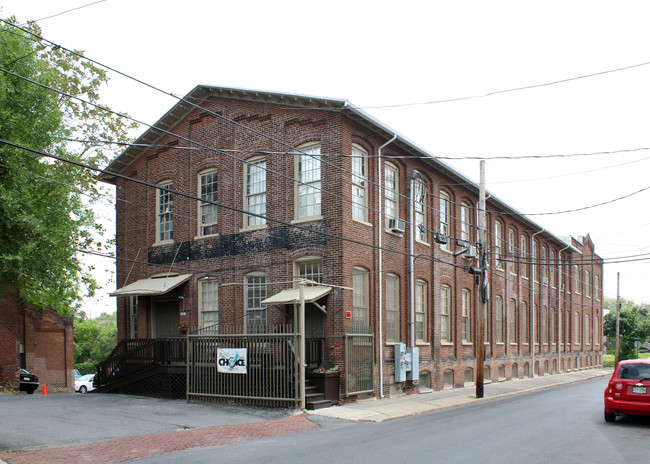 727 N Meadow St in Allentown, PA - Building Photo - Building Photo