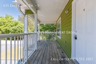 435 E Canal Dr in Gulf Shores, AL - Building Photo - Building Photo