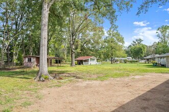 30673 Dunn Rd in Denham Springs, LA - Building Photo - Building Photo