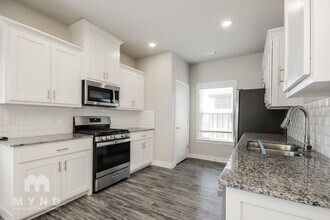 1101 Pebble Pass in Centerton, AR - Building Photo - Building Photo