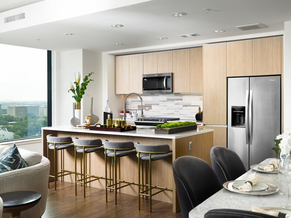 2797 S Shepherd Dr in Houston, TX - Building Photo