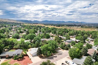 13285 W Center Dr in Lakewood, CO - Building Photo - Building Photo