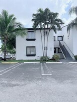 1175 NW 124 Pl in Miami, FL - Building Photo