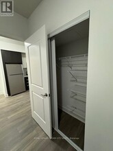 204-204 Burnhamthorpe Rd E in Mississauga, ON - Building Photo - Building Photo