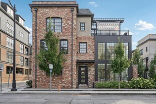 100 Normandy Ave in Columbus, OH - Building Photo