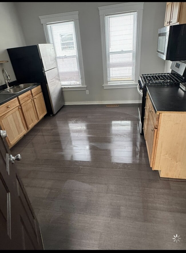 529 McCourtie St, Unit Apt# 2